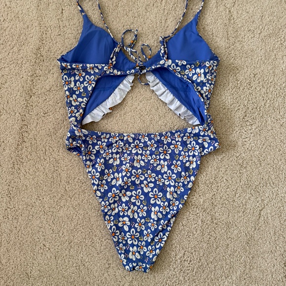 Dippin Daisys Tessa One Piece - Picture 3 of 3